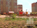 Детская площадка на территории микрорайона. Фото от 29.07.2014 г.