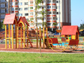 Детская площадка на территории ЖК. Фото от 03.08.2015 г.