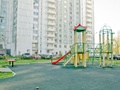 Детская площадка рядом с ЖК. Фото от 05.05.2015 г.
