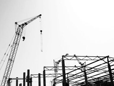 Эксперт: государство не может допустить краха строительного рынка