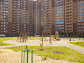 Детская площадка на территории мкр. Фото от 20.06.2015 г.