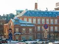 Комплекс апартаментов «Большевик». Кирпичные здания с орнаментом. Фото от 12.02.2018 г.