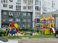 Детская площадка на территории ЖК. Фото от 06.06.2015 г.